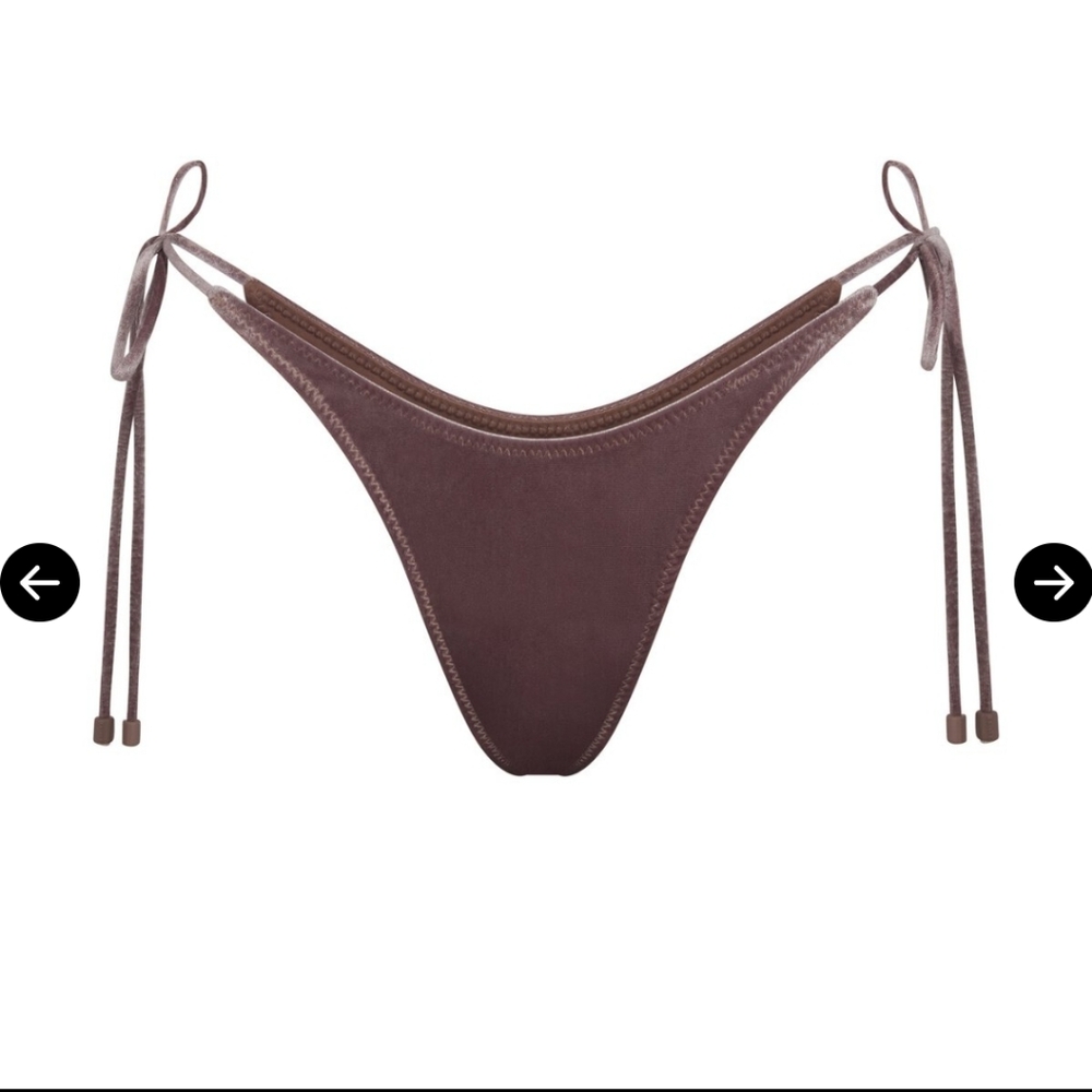 SKIMS velvet 2X (fits XL too) Velour in Umber